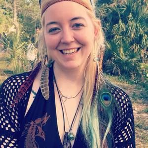 Meet your Posher, Jaclyn